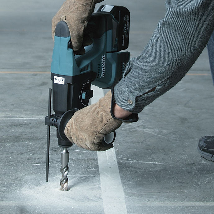 Kit combinat de radial DGA504ZJ + martell lleuger DHR243RTJ 18V amb 2 bateries de 5,0Ah i maletins DLX2125TJ1 Makita