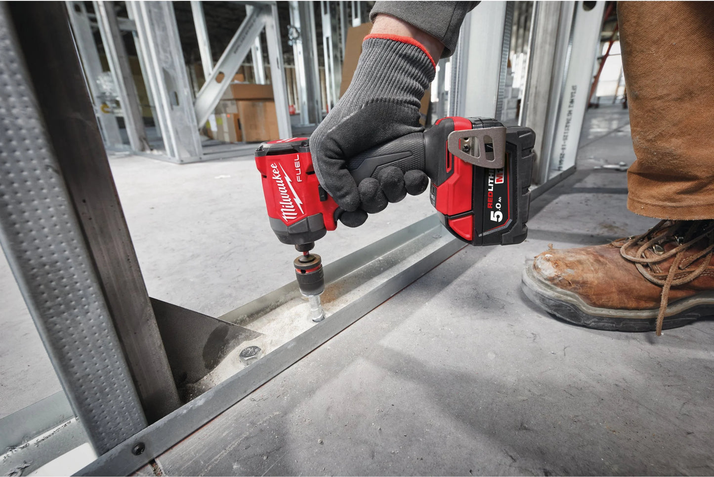 Tornavís d’impacte M18 Fuel de ¼″ hexagonal + 2 bateries de 5 Ah + carregador + maletí Milwaukee M18 FID3-502X
