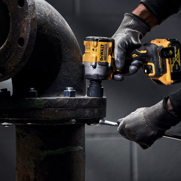 Clau d’impacte sense escombretes XR 1/2 18V LI-ION 5Ah Dewalt DCF921P2T