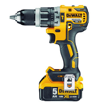 Kit d’eines Dewalt DCK207P2TB: trepant + martell + 2 bateries + maletí