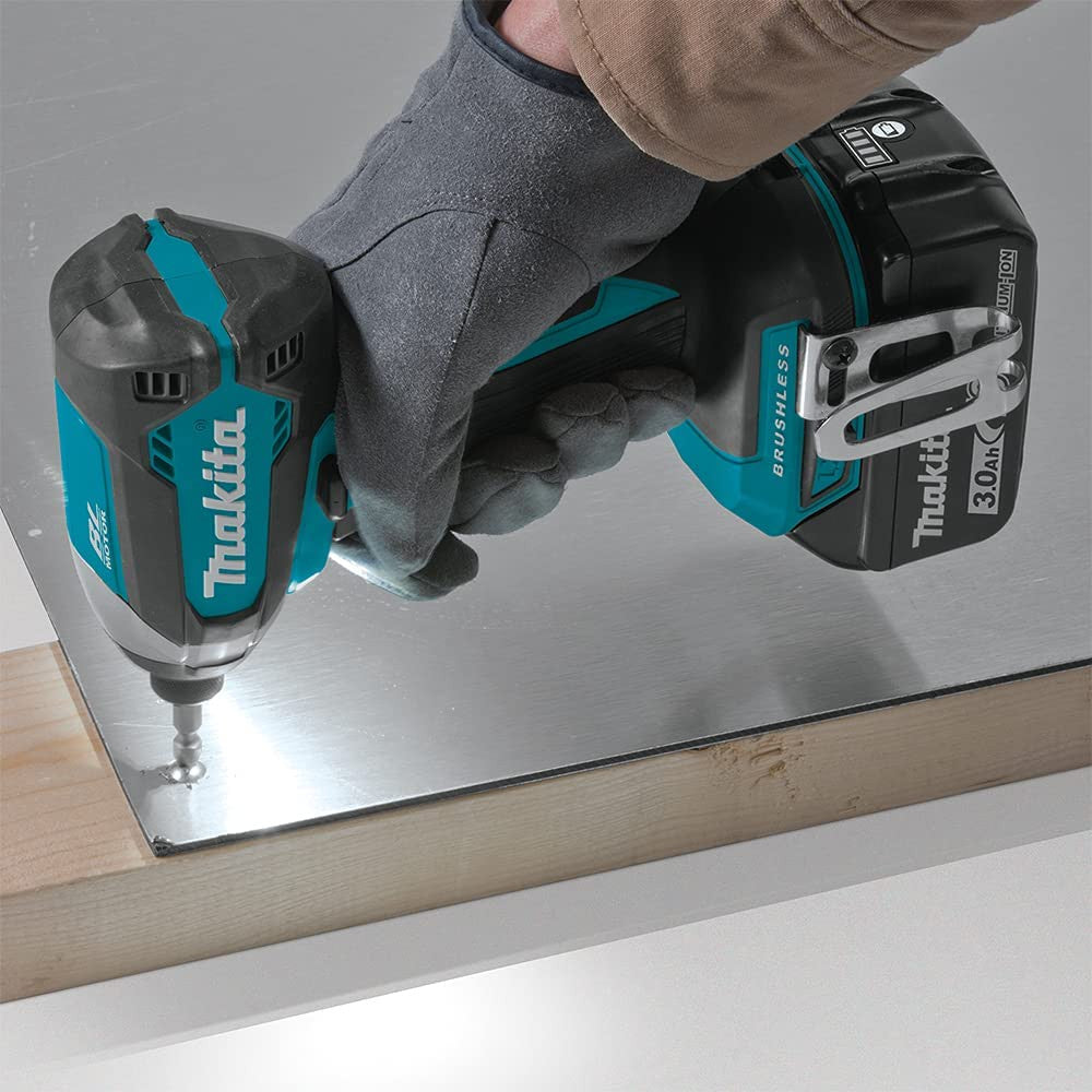 Kit Makita: martell DHR171 + cargolador d’impacte DTD152 + serra circular DSS610 + 2 bateries + carregador + bossa DLX3171BL2