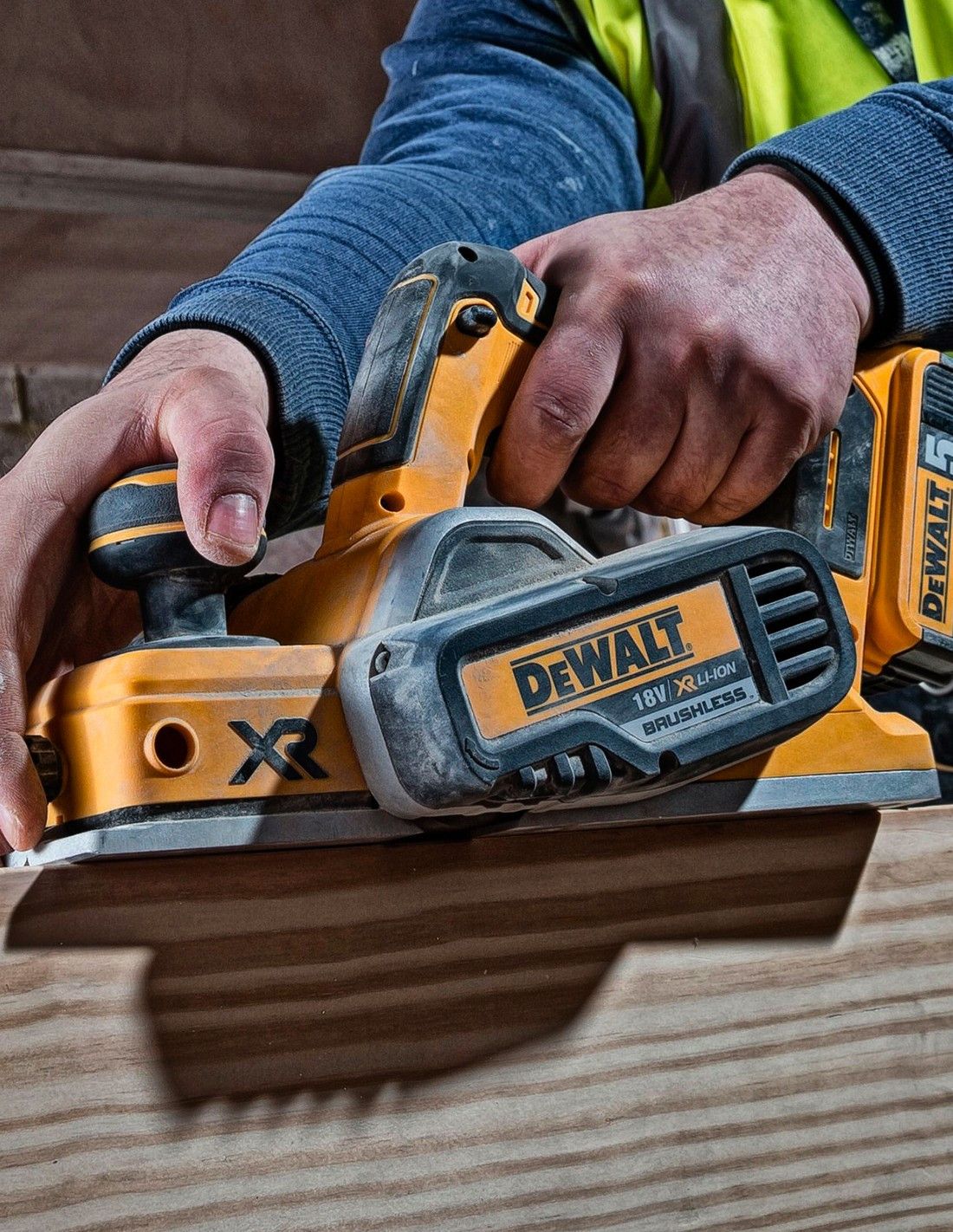 Kit Dewalt amb 11 eines + 3 bateries de 5Ah + carregador DCB1104 + 4xTSTAK DCK111P3