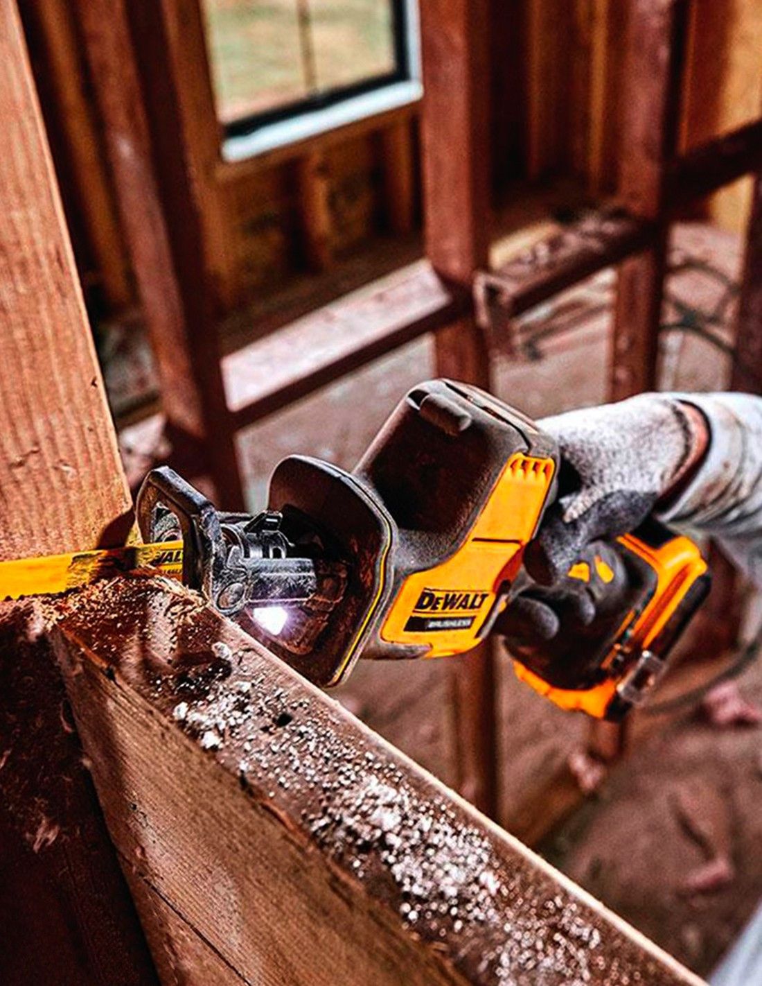 Kit Dewalt de 7 eines + 3 bateries de 5 Ah + carregador DCB1104 + 4×Tstak VI DCK769P3