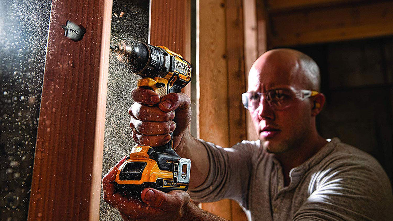 Kit Dewalt trepant i cargolador DCD791 + cargolador d’impacte DCF887 + 2 bateries de 5,0Ah + carregador + TSTAK II DCK268P2T