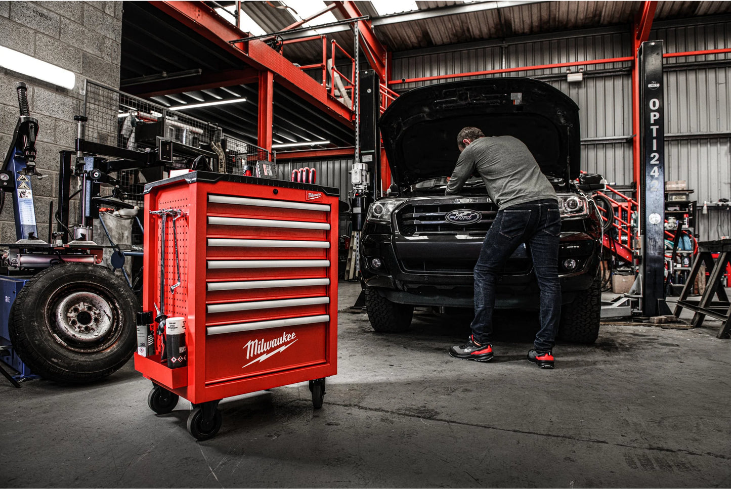 Carro d’eines amb 7 calaixos Toolguard de 69 cm Milwaukee