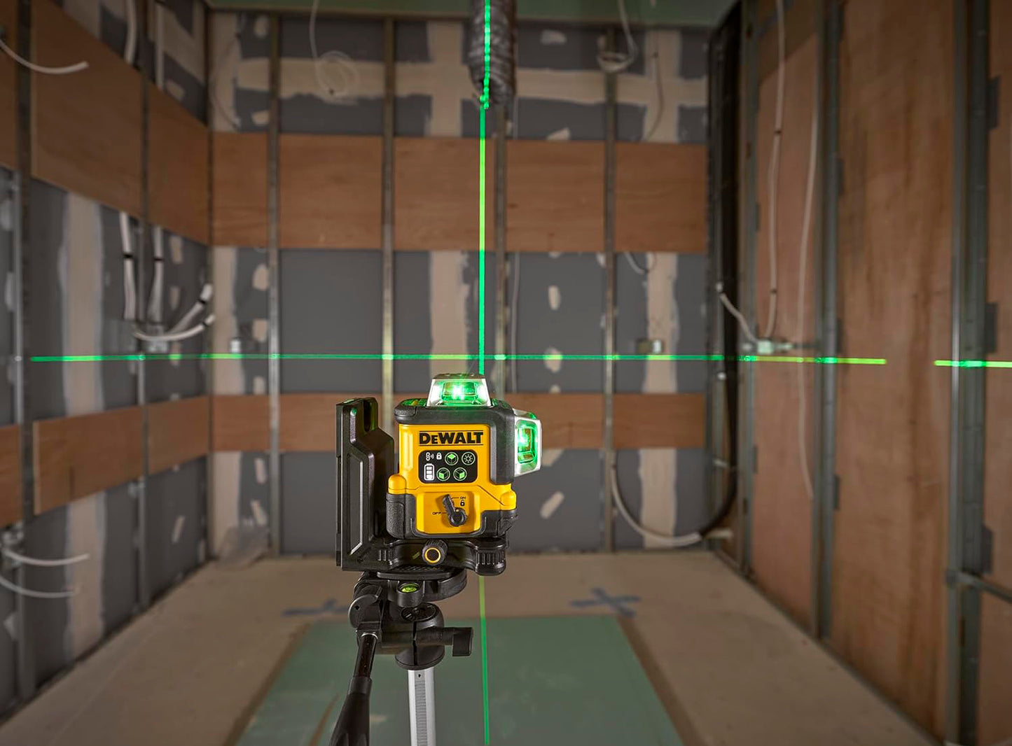 Nivell làser autonivellant USB-C Verd de 3 línies 360º Dewalt DCLE14361GB