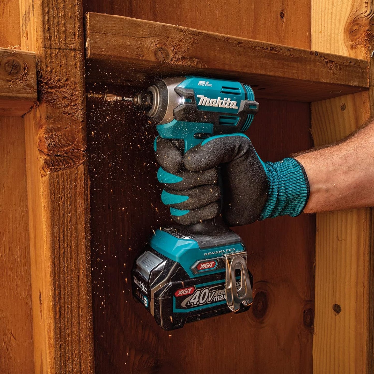 Cargoladora d’impacte XGT 210 Nm 40 V màx. Makita TD003G