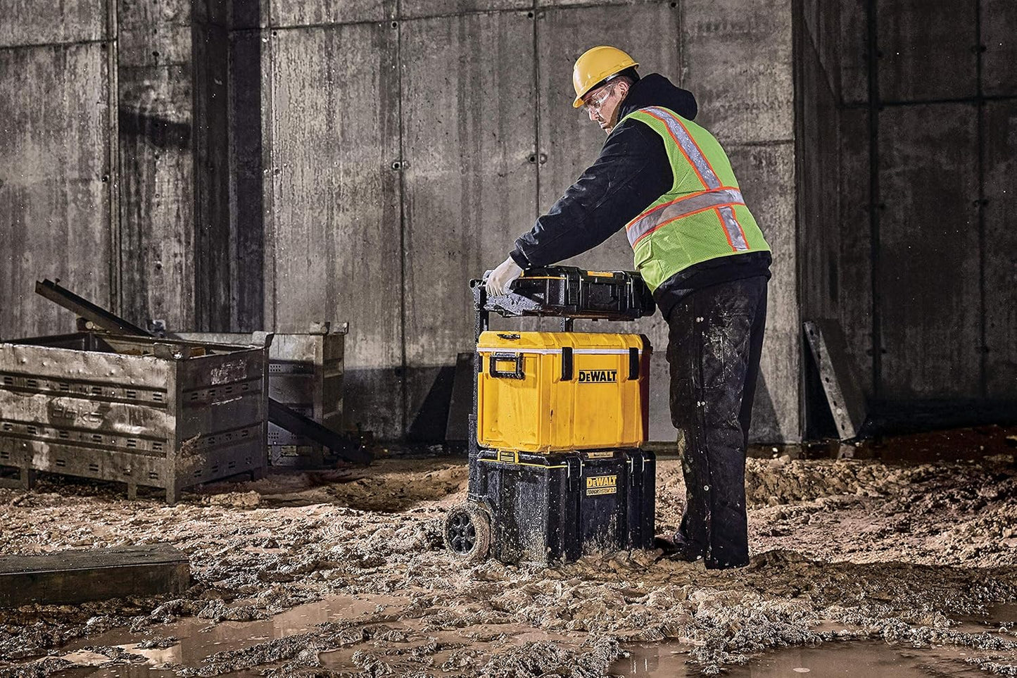 Caixa d’eines amb nansa i rodes TOUGHSYSTEM DS450 Dewalt DWST83295-1