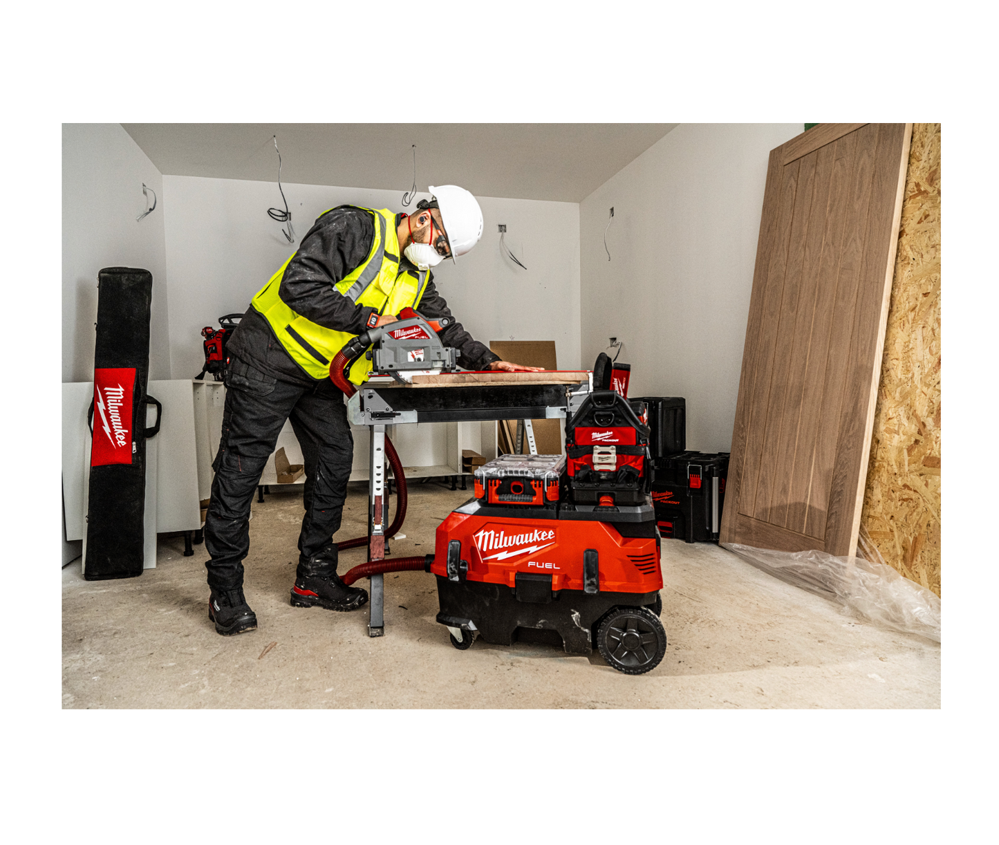 Casc ventilat Bolt100 Milwaukee, edició Brikum