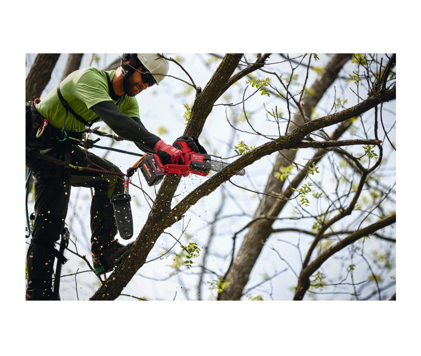 Serra de poda de 20 cm Milwaukee M18 FHS20-0