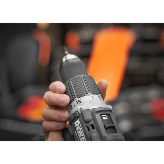 Trepant percutor McLaren 18V 90Nm 13mm amb 2 bateries de 4Ah + maletí Dewalt DCD85MM2T