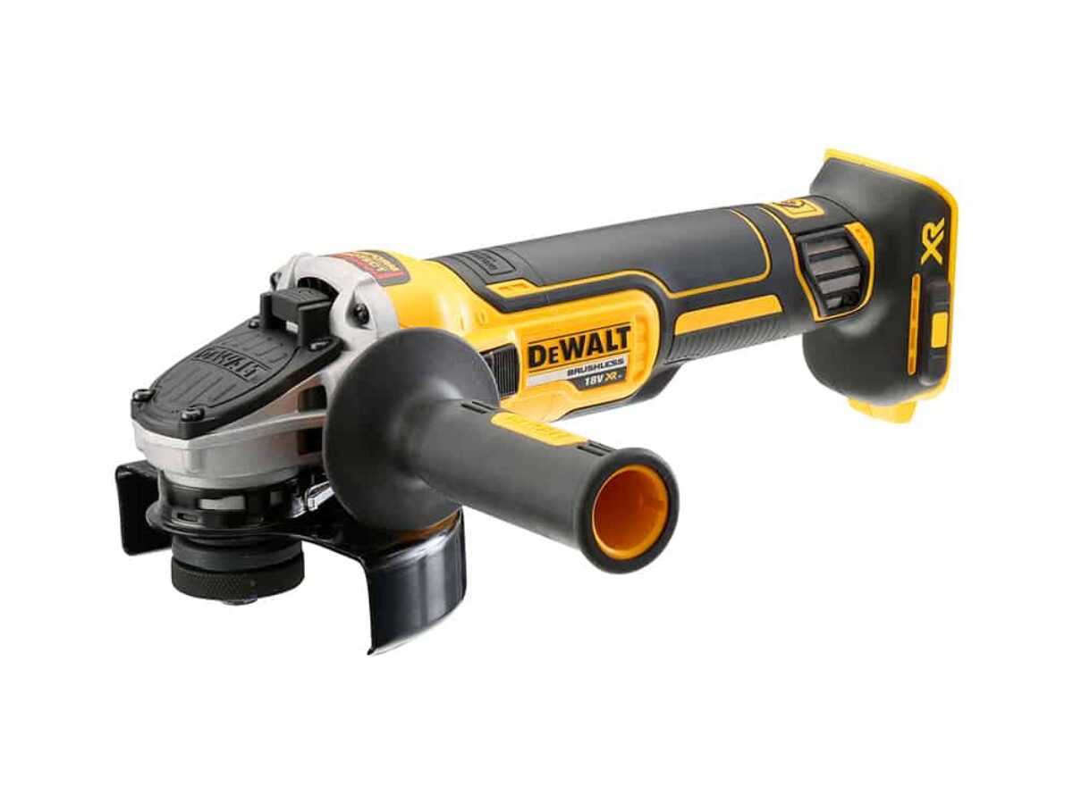 Combokit 7 eines XR 18V + carregador + 3 bateries + 3 maletins Dewalt DCK706P3T
