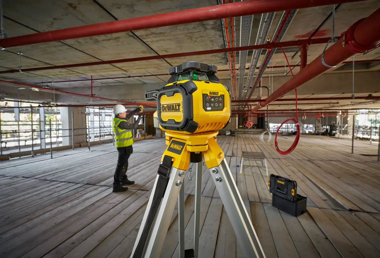 Kit de nivell làser rotatiu autonivellant verd USB-C de 600 m amb detector Dewalt DCLE15221G