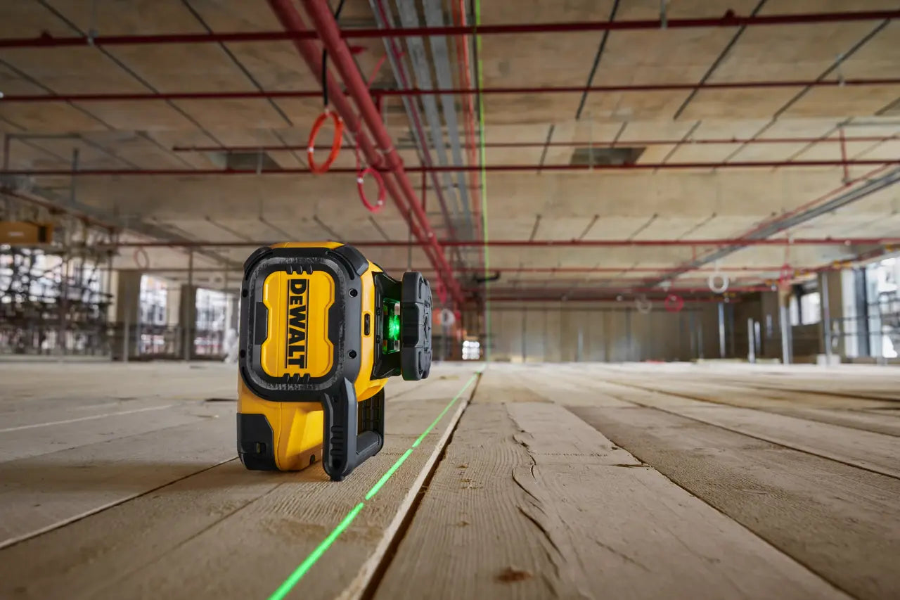 Kit de nivell làser rotatiu autonivellant verd USB-C de 600 m amb detector Dewalt DCLE15221G