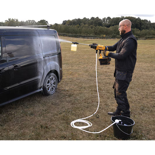 Hidronetejadora XR 54 V Dewalt DCMPW1000N