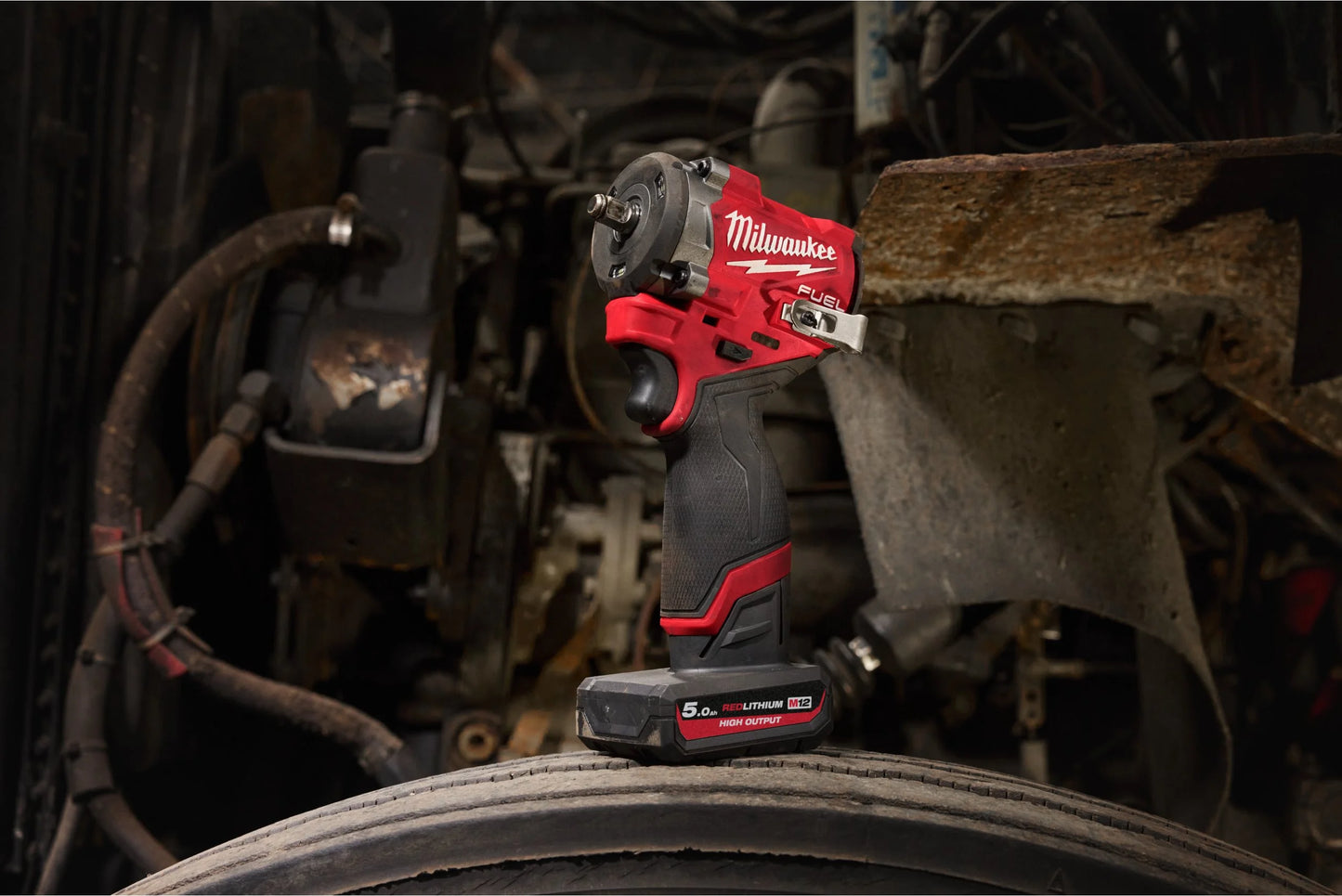 Clau d'impacte M12 + 2 bateries de 5.0Ah + carregador + maletí Milwaukee M12 FCIWF12G3-502X