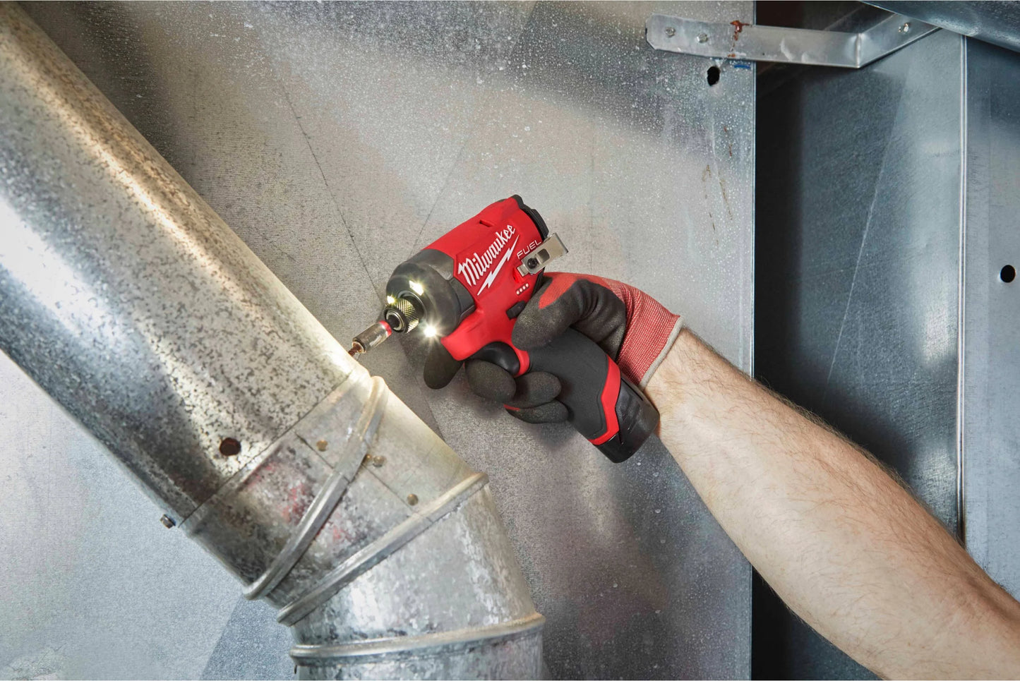 Powerpack trepant d’impacte + tornavís d’impacte + 2 bateries de 4,0 Ah + carregador + maletí Milwaukee M12 FPP2A2-402X