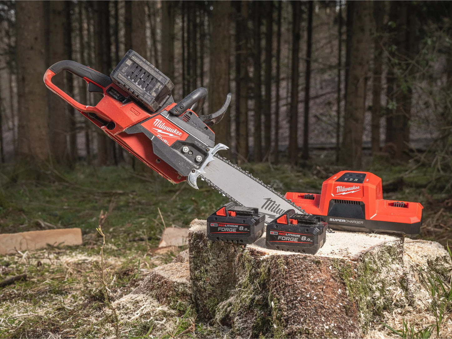 Motoserra de doble bateria de 50 cm Milwaukee M18F2CHS50-802