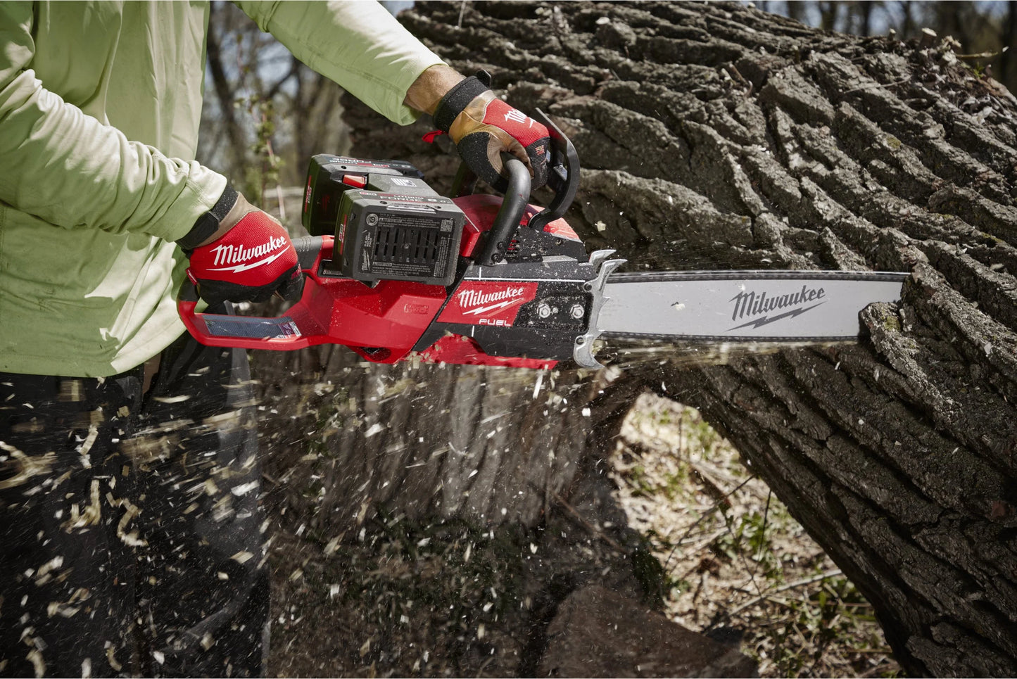 Motoserra de doble bateria de 50 cm Milwaukee M18F2CHS50-802