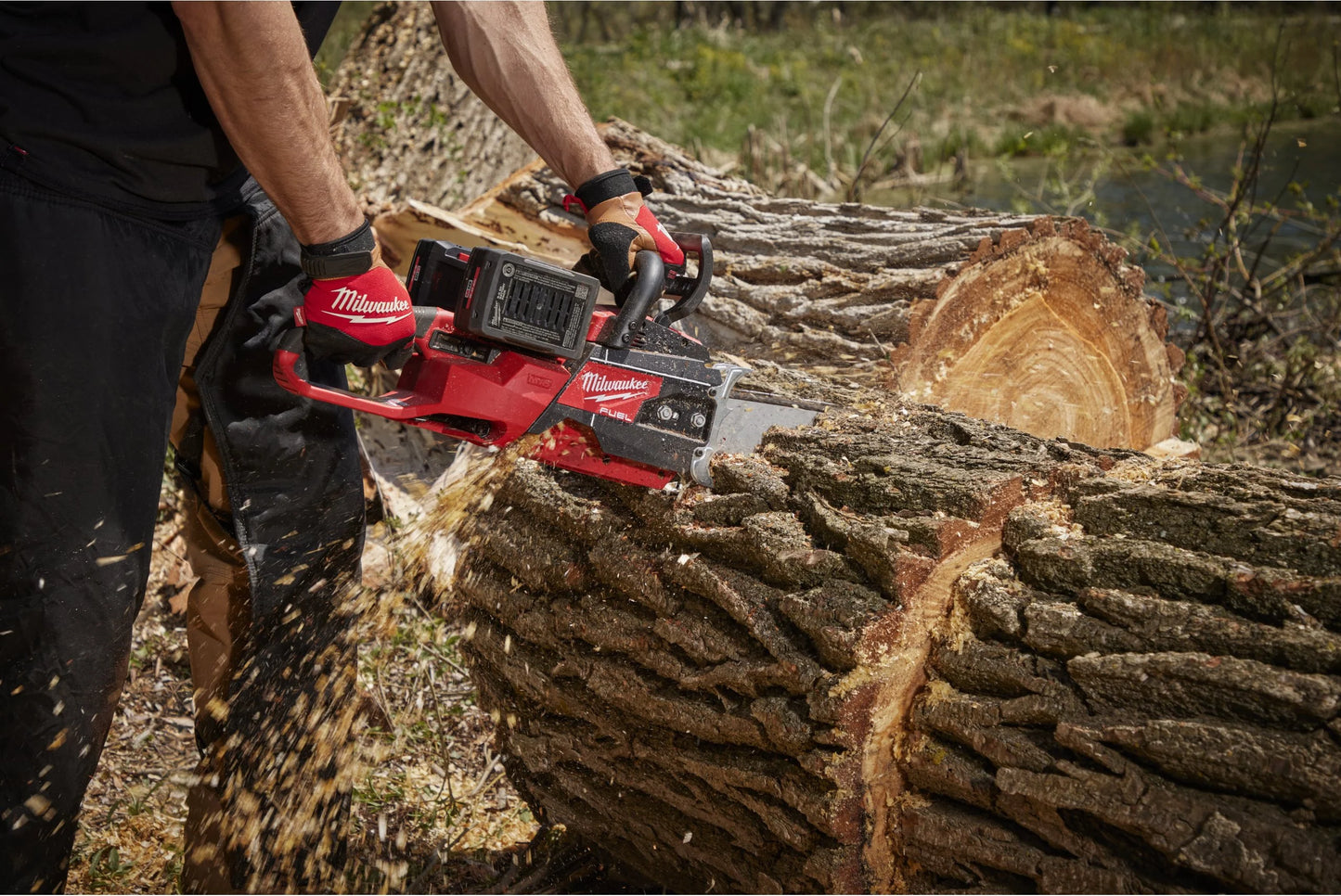 Motoserra de doble bateria de 50 cm Milwaukee M18F2CHS50-802