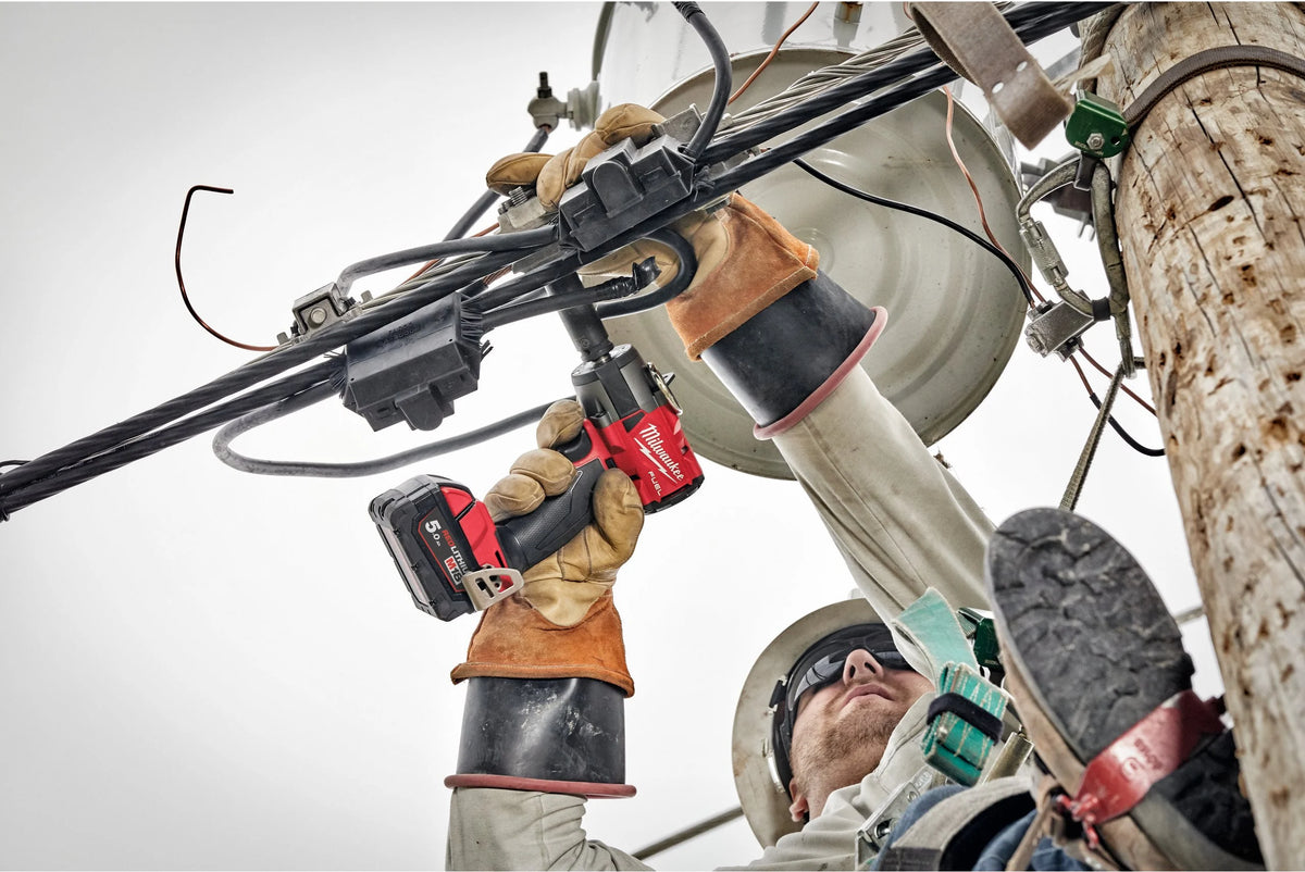 Clau d’impacte de parell mitjà M18 FUEL d’1/2" amb anella de fricció Milwaukee M18 FMTIW2F12-502X