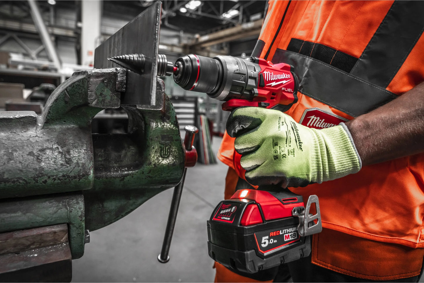 Powerpack M18 Trepant percutor + Tornavís d’impacte + 2 bateries + Carregador + Maletí Milwaukee M18 FPP2A3-502X