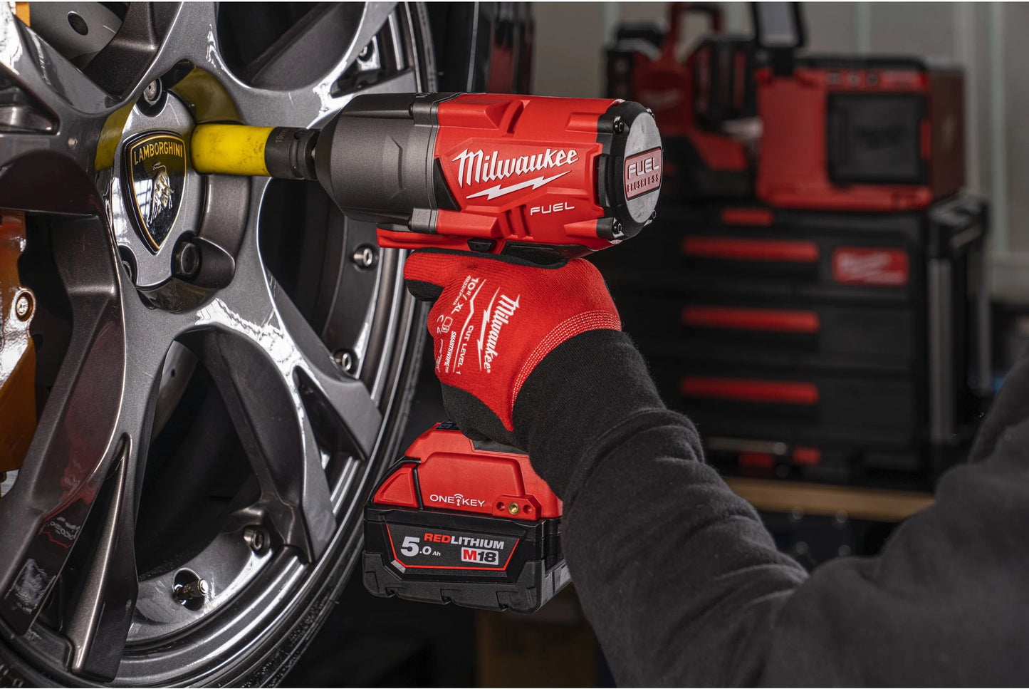Clau d’impacte M18 FUEL ONE-KEY d’1/2" + 2 bateries de 5 Ah + carregador + maletí Milwaukee M18 ONEFHIWF12-502X