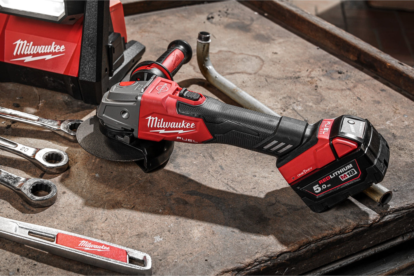 Esmoladora angular M18 de 125mm Fuel ONE-KEY amb maletí Milwaukee M18 ONEFSAG125XB-0X