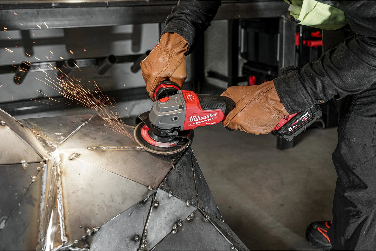 Esmoladora angular M18 de 125mm Fuel ONE-KEY amb maletí Milwaukee M18 ONEFSAG125XPDB-0X