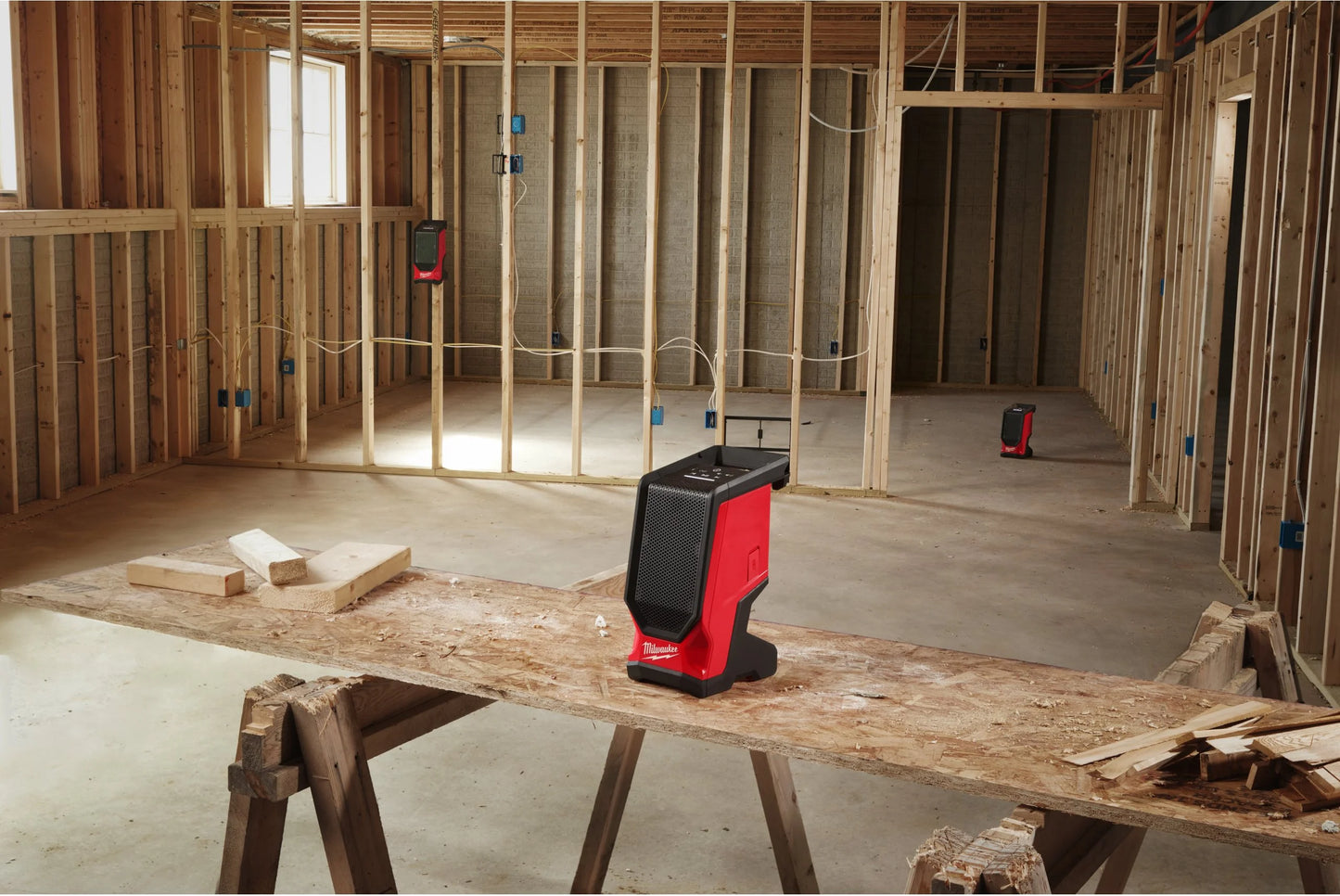 Altaveu M18 amb Bluetooth Milwaukee M18 SPEJSG2-0