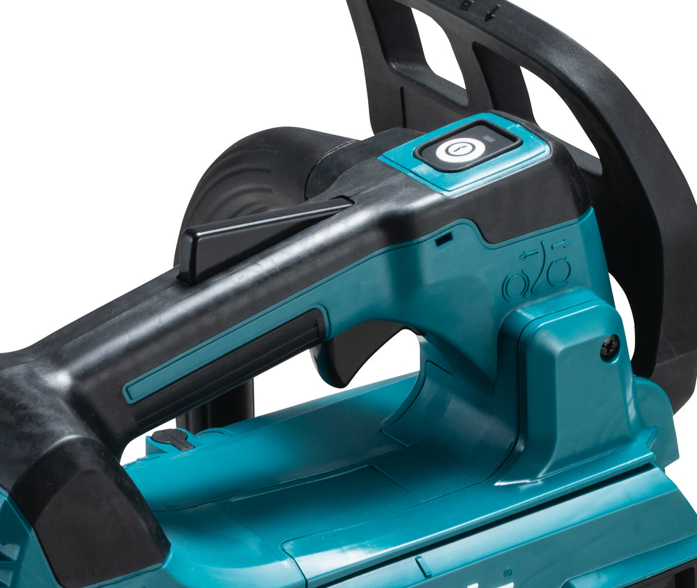 Motoserra 40Vmax XGT 35cm amb bateria de 4,0Ah i carregador Makita UC004GM101