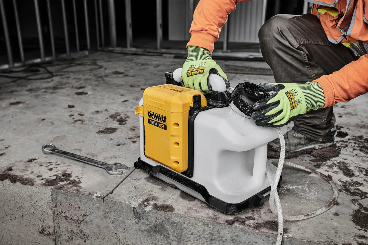 DeWalt DCE6820N-XJ — foto de uso 5