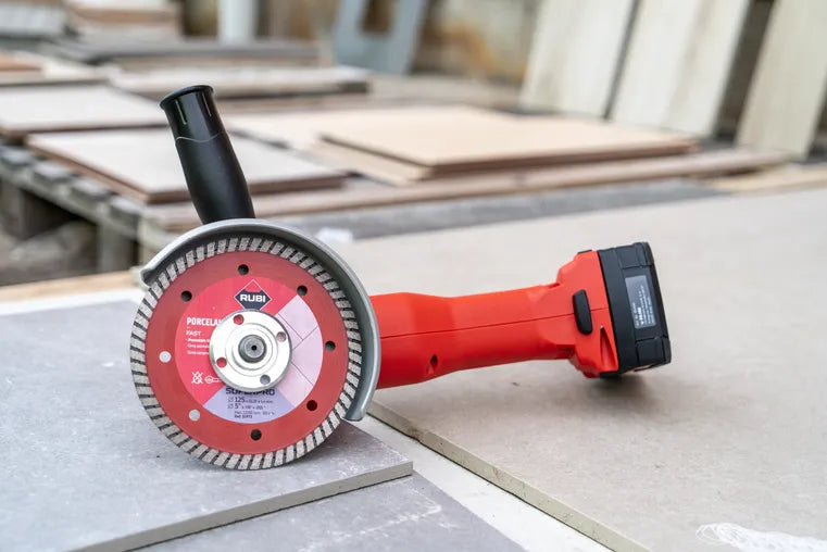 Disc de diamant per a gres porcel·lànic Turbo -TCR 115mm SUPER PRO Rubi